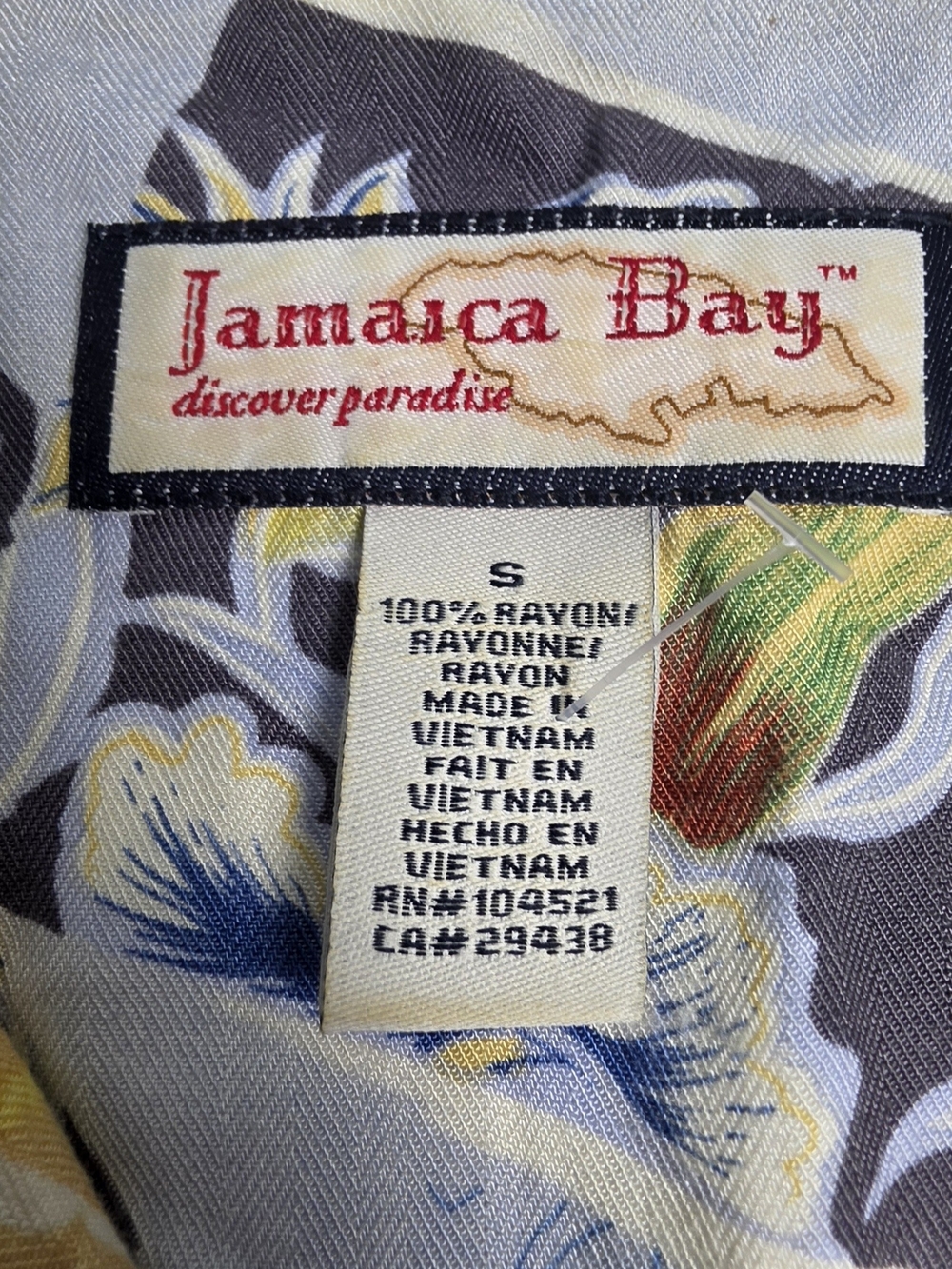 Vintage Jamaica Bay Antigua Tropical Postcard Hawaiian Camp Shirt Rayon Resort S - Picture 3 of 8